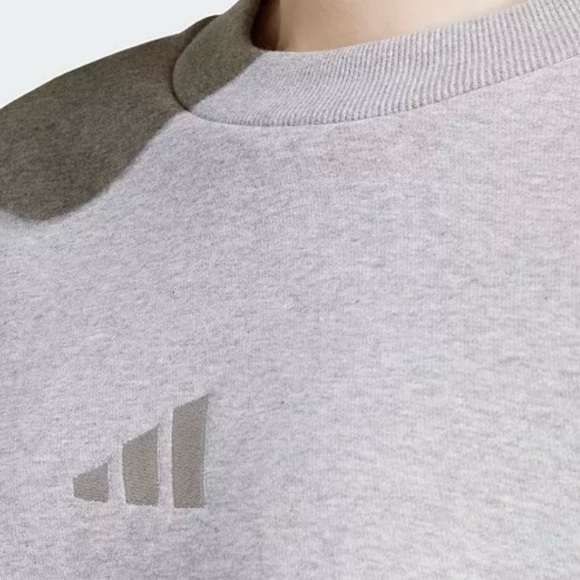 Adidas Sweatshirt NWT - Picture 3 of 10